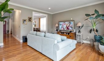 75 Bowlby St, Andover, NJ 07801