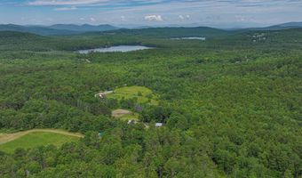 34 Cricket Ln, Sebago, ME 04029