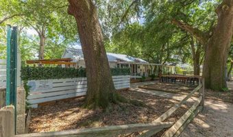 703 Richland Ave E, Aiken, SC 29801