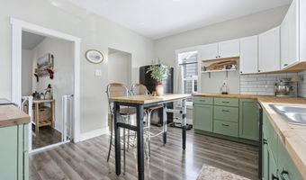 343 W 11th St, Auburn, IN 46706