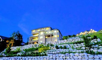 1596 E MILLBROOK Way S, Bountiful, UT 84010