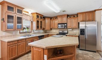 5809 NW 18TH Ter, Bell, FL 32619