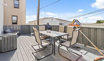 114 S Raleigh Ave, Atlantic City, NJ 08401