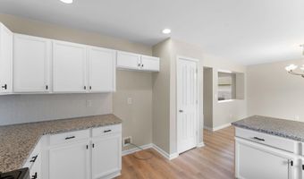 638 Branch View Dr, Boiling Springs, SC 29316