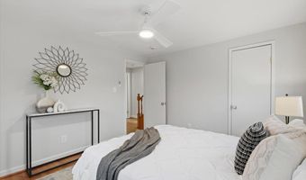 115 S IRIS St, Alexandria, VA 22304