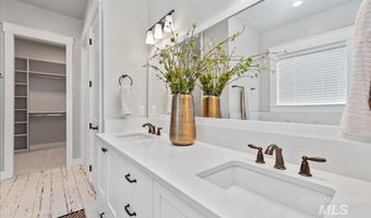 9622 W Sparks Lake Ct, Boise, ID 83714