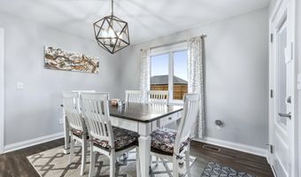 1603 Hickory Holw, Auburn, IN 46706