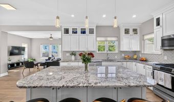 6416 Tisdale Ter, Bethesda, MD 20817