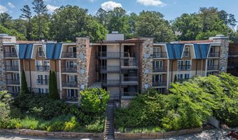 222 Bowling Park Rd, Asheville, NC 28803
