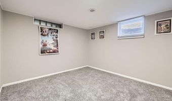 2712 9th Ave, Anoka, MN 55303