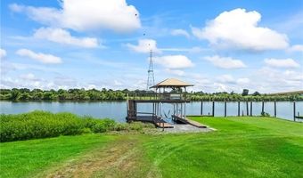 101 FIELD St, Belle Chasse, LA 70037