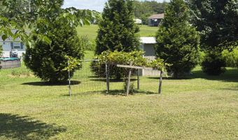 64 Lozano Rd, Albany, KY 42602