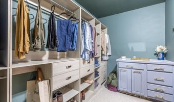 4 REYBURN Ct, Bear, DE 19701