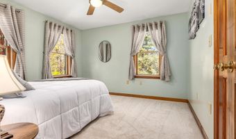 20 Peabody Dr, Brentwood, NH 03833