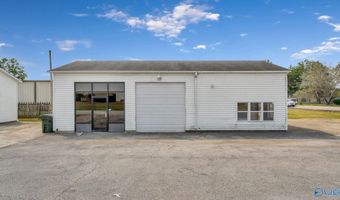 1214 N Jefferson St, Athens, AL 35611