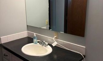108 Westside Dr, Atchison, KS 66002