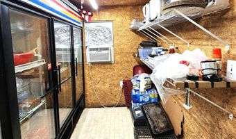68 Front St, Big Sandy, TN 38221