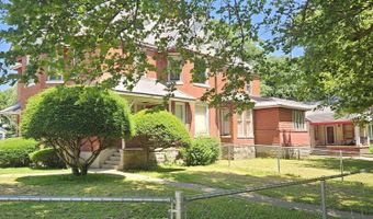 702 N Superior St, Albion, MI 49224