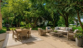 408 W Foxdale Ln, Arlington Heights, IL 60004