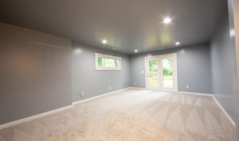 196 Park Ave, Bargersville, IN 46106