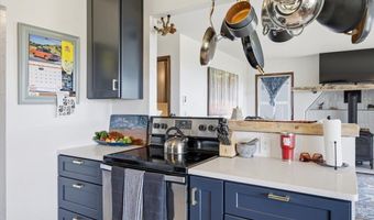 676 Columbine Dr, Casper, WY 82601