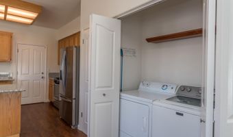 1747 Eardley Ave, Santa Rosa, CA 95401