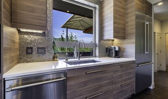 753 Wrights Creek Dr, Ashland, OR 97520