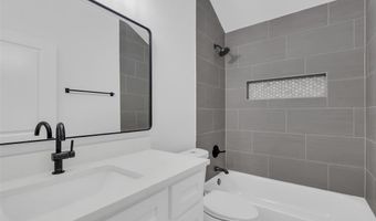 6210 Mesquite Tree St, Alvarado, TX 76009