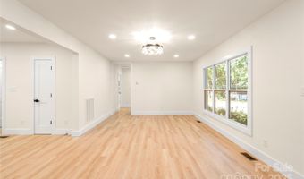 3208 June Dr, Charlotte, NC 28205