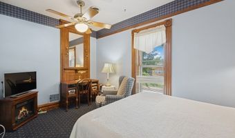 314 Washington St, Algonquin, IL 60102