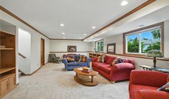 15913 Garrett Dr, Apple Valley, MN 55124