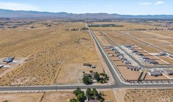 22935 Standing Rock, Apple Valley, CA 92307
