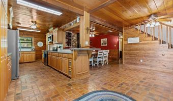 1784 5, Alto, TX 75925