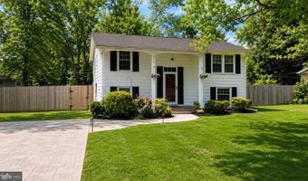 8014 KIDD St, Alexandria, VA 22309