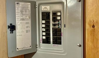 206 Endicott Rd, Belgrade, ME 04917