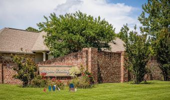 745 Champagne Dr, Biloxi, MS 39532