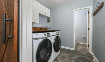 559 CABOT Dr, Hockessin, DE 19707