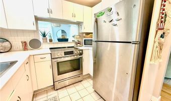 22 Dixon St, Newport, RI 02840