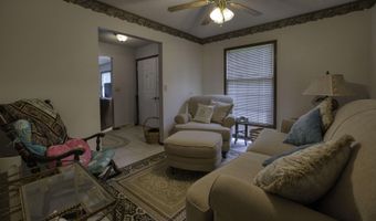 1625 Jay Ct, Aurora, MO 65605