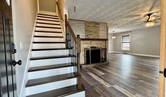 1427 Smith Rd, Ashland, OH 44805