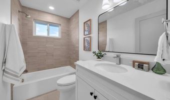1495 Chambers Dr, Boulder, CO 80305