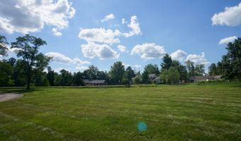 80 Hillcrest Estates Dr, Batesville, IN 47006
