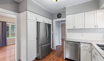 925 Lincoln Ave, Adrian, MI 49221