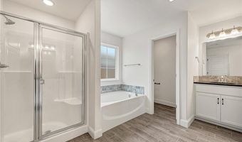 6108 NW Silas St, Bentonville, AR 72713