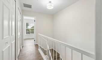 7403 HOUNDSBURY Ct, Alexandria, VA 22315