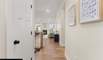 402 NE 59th St, Ankeny, IA 50021