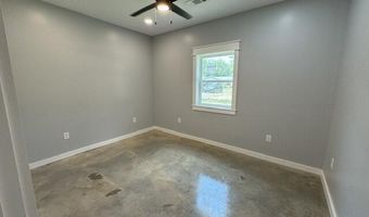 90 Gainer Ferry Rd, Batesville, AR 72501