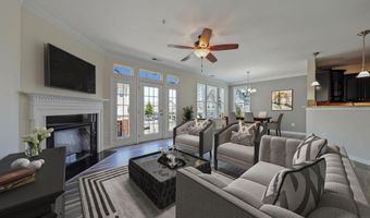 42550 SUNSET RIDGE Sq, Ashburn, VA 20148