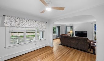 463 Elliott St, Beverly, MA 01915