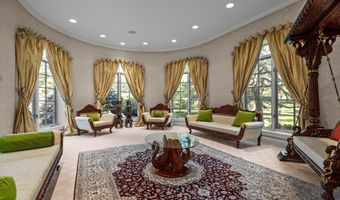 1049 MCKEAN Rd, Ambler, PA 19002